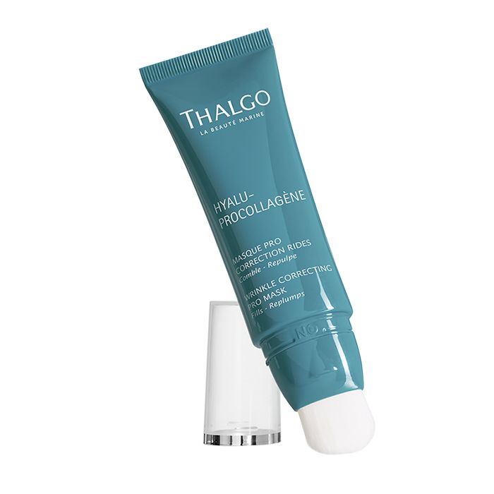 ezuli-thalgo-faltenkorrigierende-maske Tube einer blauen Anti-Aging Gesichtsmaske mit weißer Kappe, Produkttext aufgedruckt.